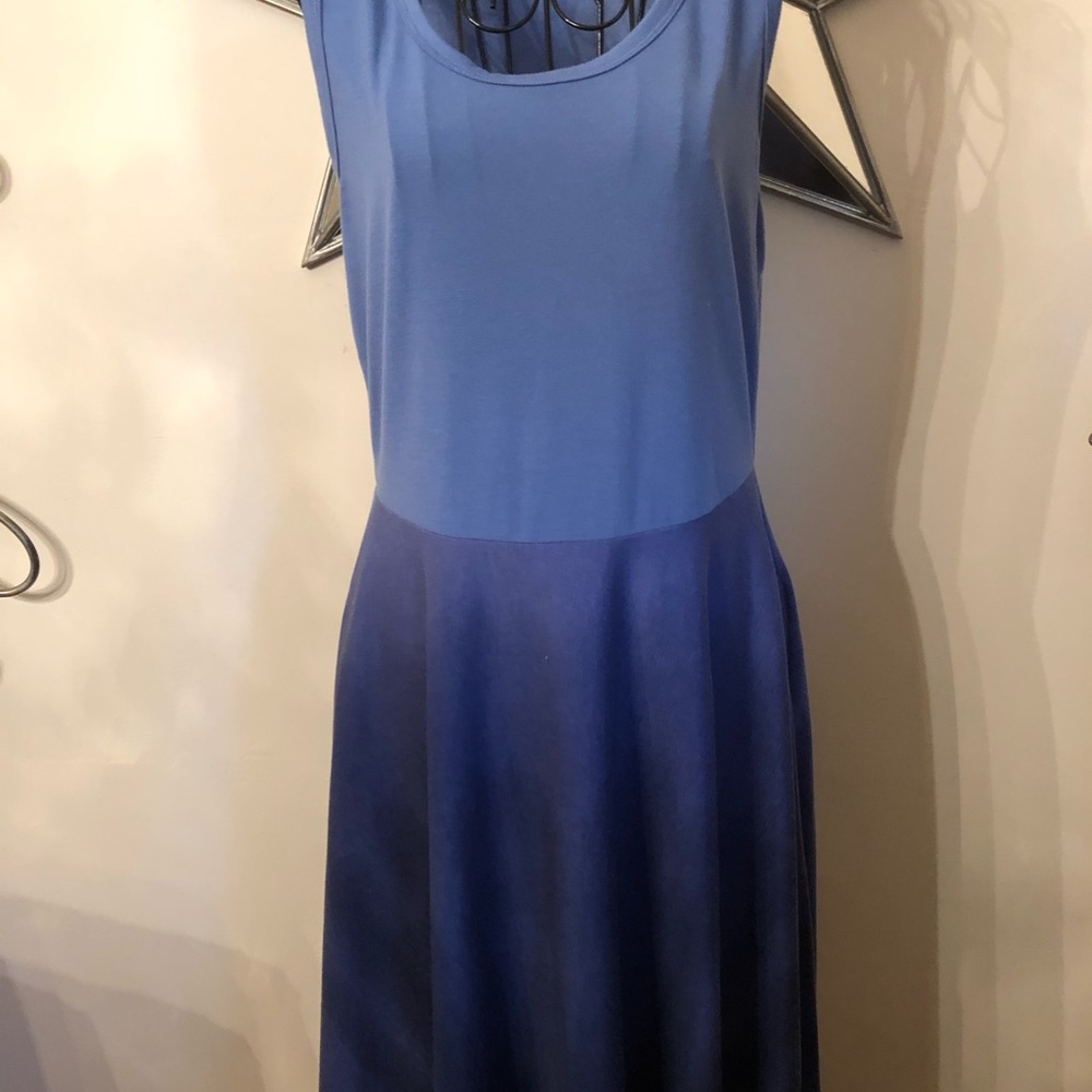 Lularoe Nicki size medium